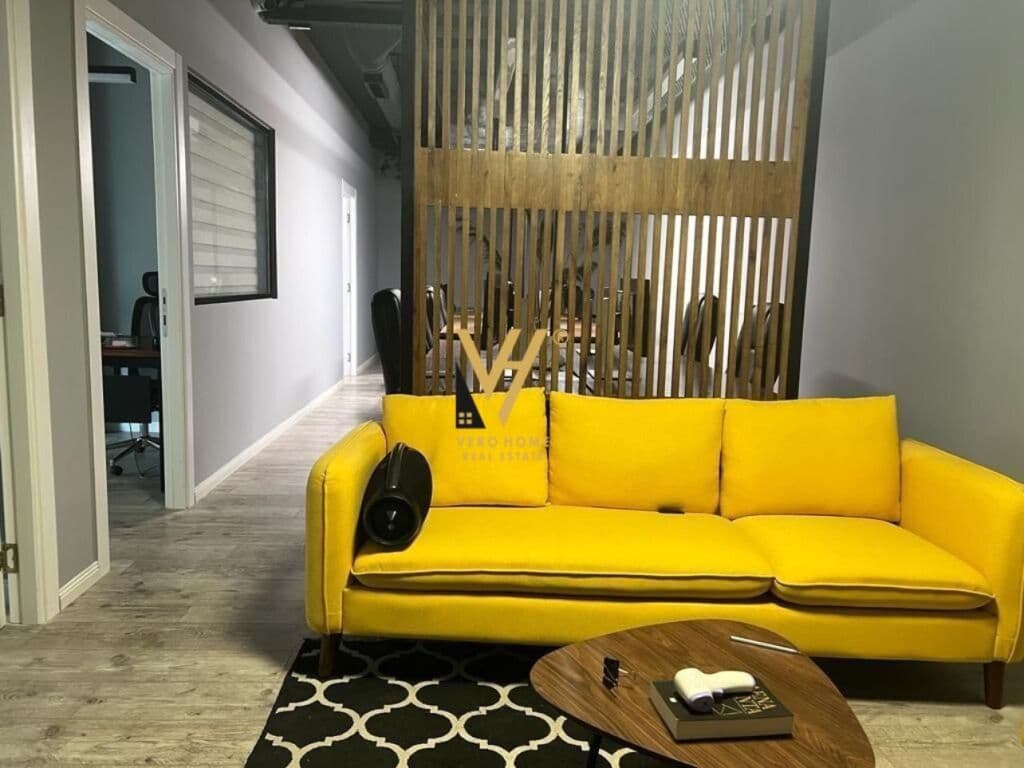 Jepet zyre me qera te Kompleksi Square 21 , 108 m2 4