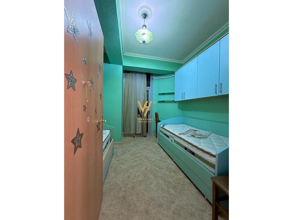 JEPET APARTAMENT 2+1 ME QERA TE RRUGA E KAVAJES 800 EURO 4