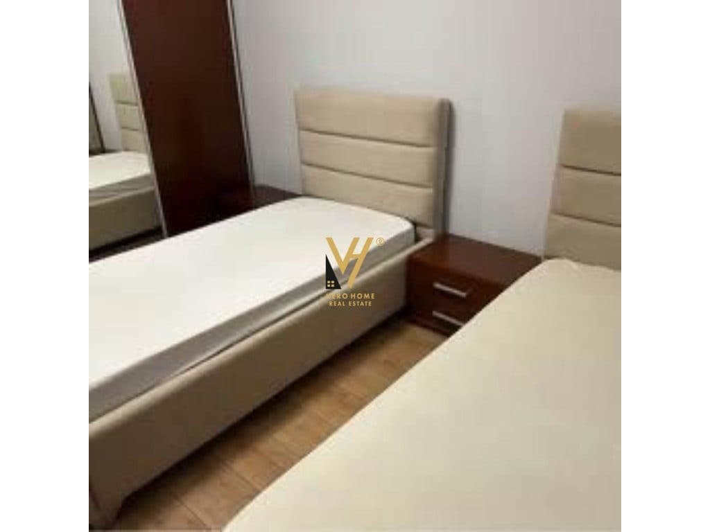 JEPET APARTAMENT 1+1+BLK ME QERA TEK MYSLYM SHYRI 60.000 LEKE 3