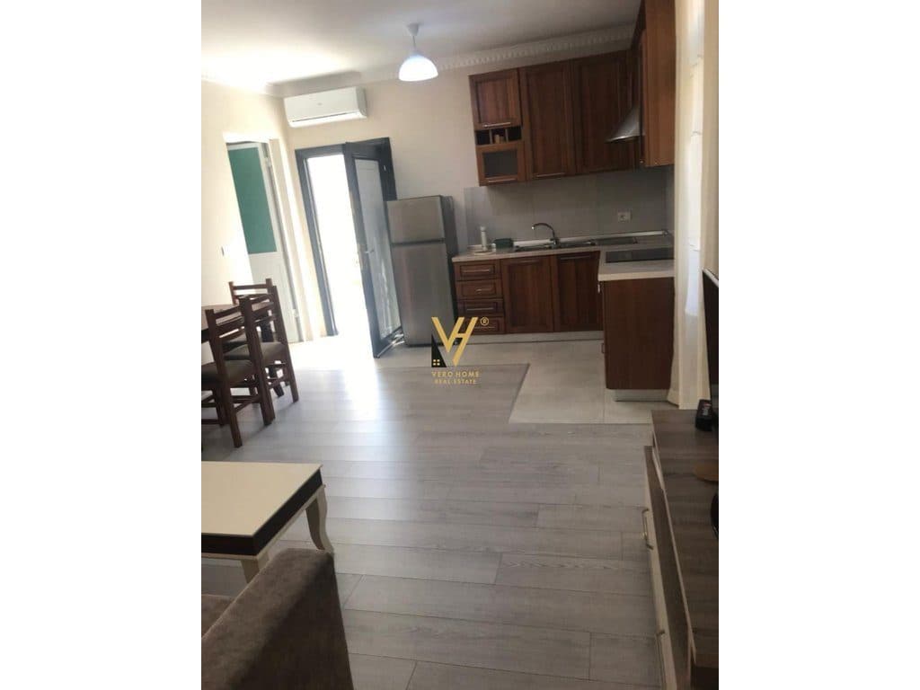 JEPET APARTAMENT 1+1+OBORR ME QIRA NE ALI DEM 50.000 LEKE 2