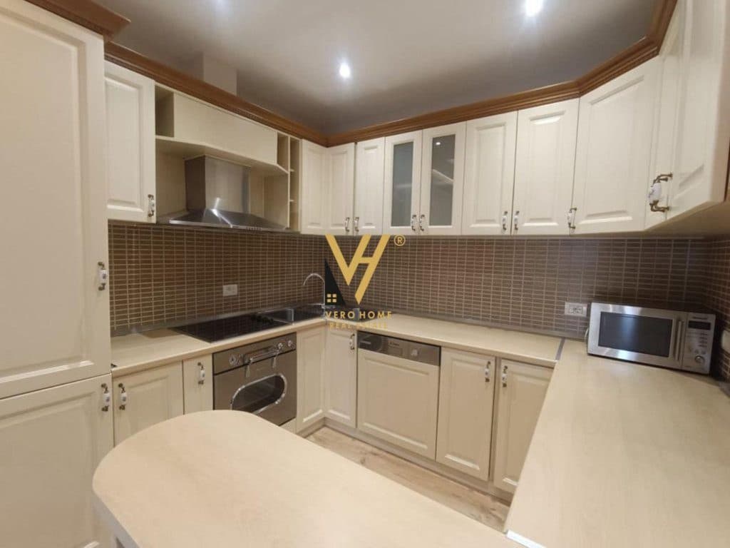 JEPET APARTAMENT 1+1 ME QIRA TE RRUGA E ELBASANIT 800 EURO 2