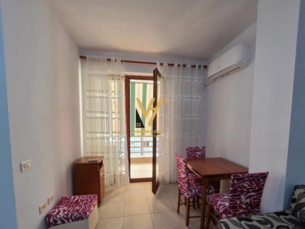 JEPET APARTAMENT 1+1+BLK ME QIRA TE BLVD ZOGU I 55.000 LEKE 4