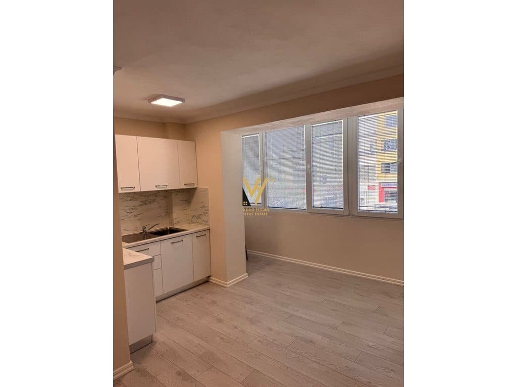 JEPET ZYRE 70 M2 ME QERA TE 21 DHJETORI 800 EURO