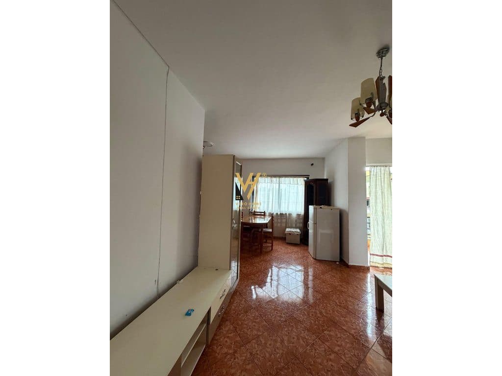 JEPET APARTAMENT 2+1+2+BLK ME QERA TE QSUT 42.000 LEKE 2