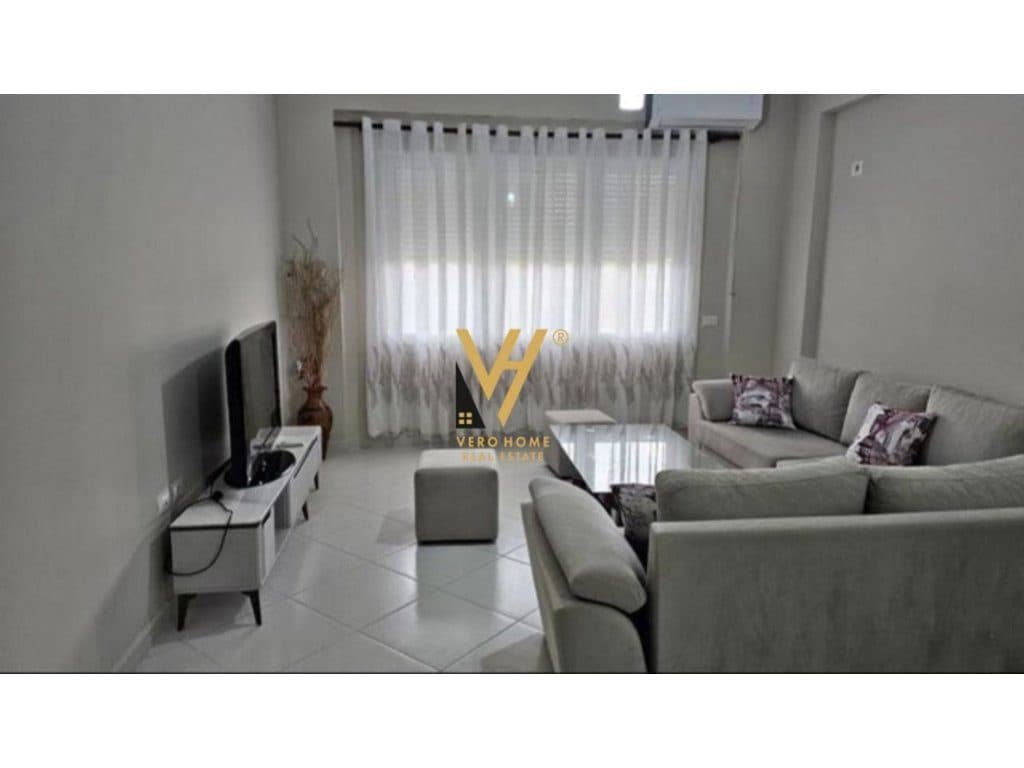 JEPET APARTAMENT 2+1+BLK ME QERA KOPSHTI ZOOLOGJIK 65.000 LEKE