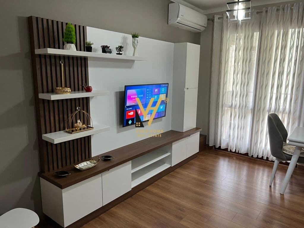 Jepet Apartament 2+1+2 me qera te Kopshti Botanik 120 m2 4