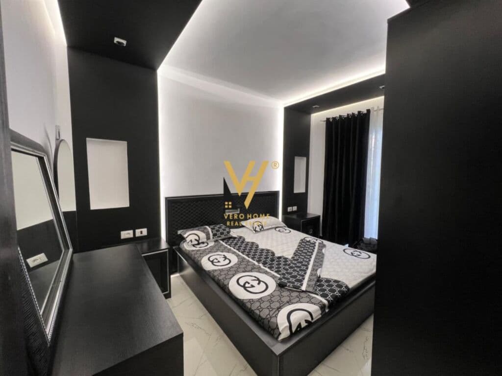 Jepet Apartament 2+1 me qera te Ish Restorant Durresi 74 m2