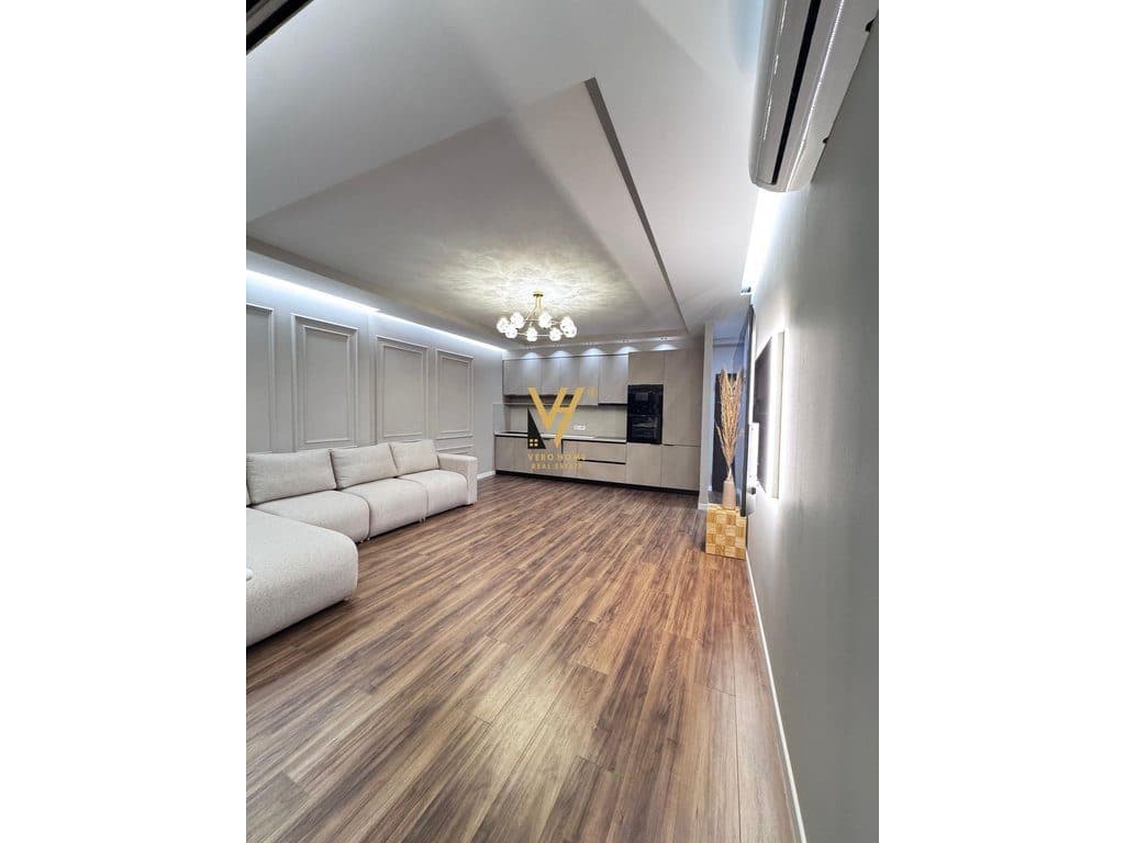 SHITET APARTAMENT 2+1+2 TE KOMUNA E PARISIT 285.000 EURO 2