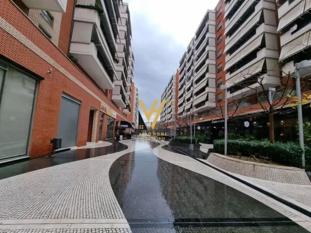 Jepet Zyre me qera te Kompleksi Delijorgji 102 m2