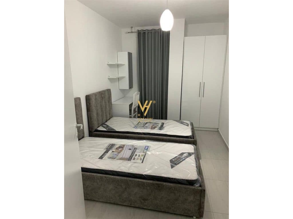 JEPET APARTAMENT 2+1+2+BLK ME QERA TE FIORI DI BOSKO 700 EURO 4