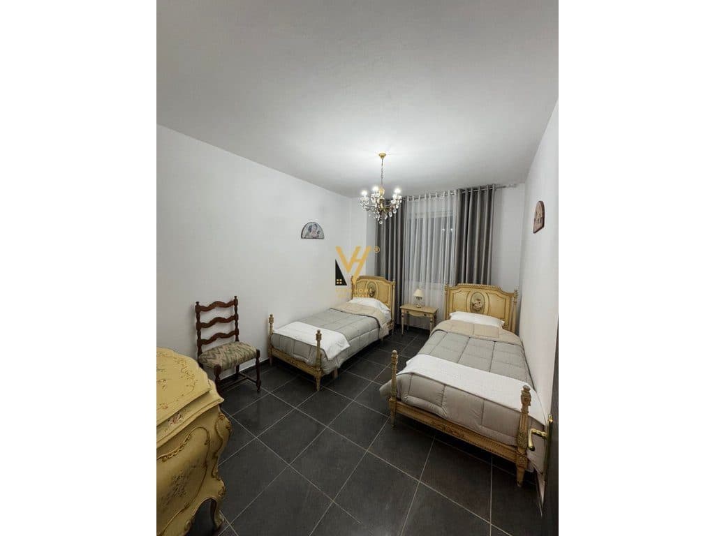 JEPET APARTAMENT 2+1+BLK ME QERA NE ASTIR, KOM FRATARI 600 EURO 4