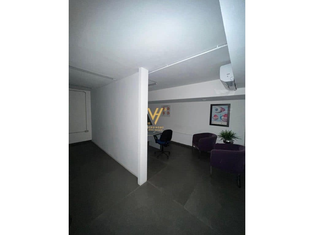 JEPET DYQAN 90 M2 ME QIRA TE STADIUMI DINAMO 180.000 LEKE