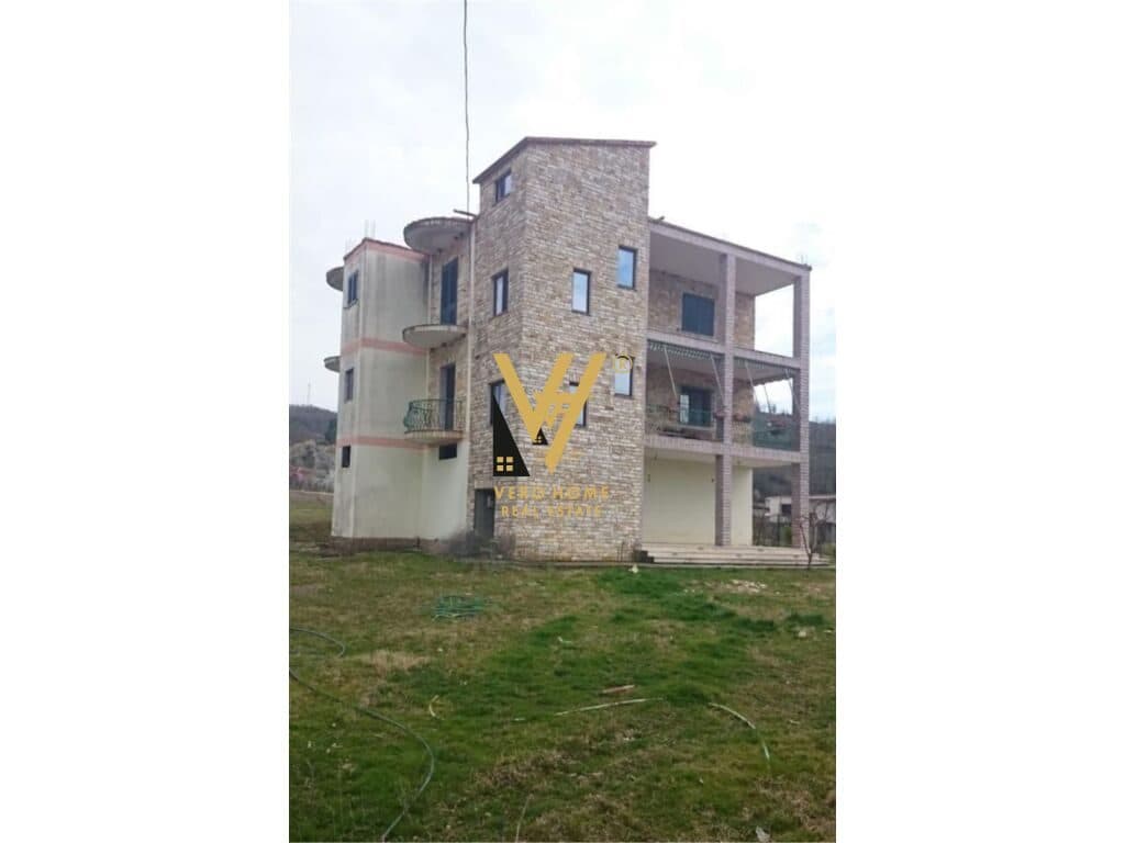 SHITET VILE TRE KATESHE DHE TRUALL NE PEZE 250.000 EURO 4