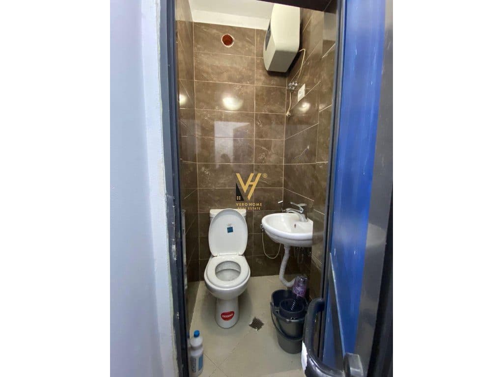 JEPET DYQAN 125 M2 ME QERA NE ALI DEM 50.000 LEKE 3