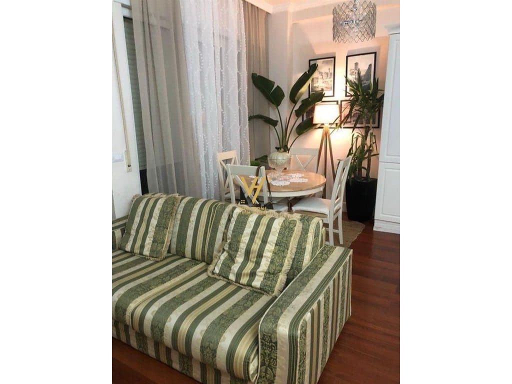JEPET APARTAMENT 2+1+BLK ME QERA TE STACIONI I TRENIT 700 EURO