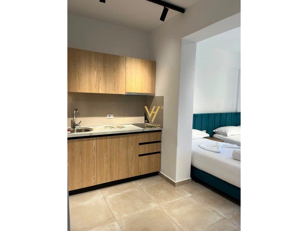 JEPEN 2 GARSONIERE + 2 DHOMA NE ORIKUM 10.000 EURO NE VIT 2