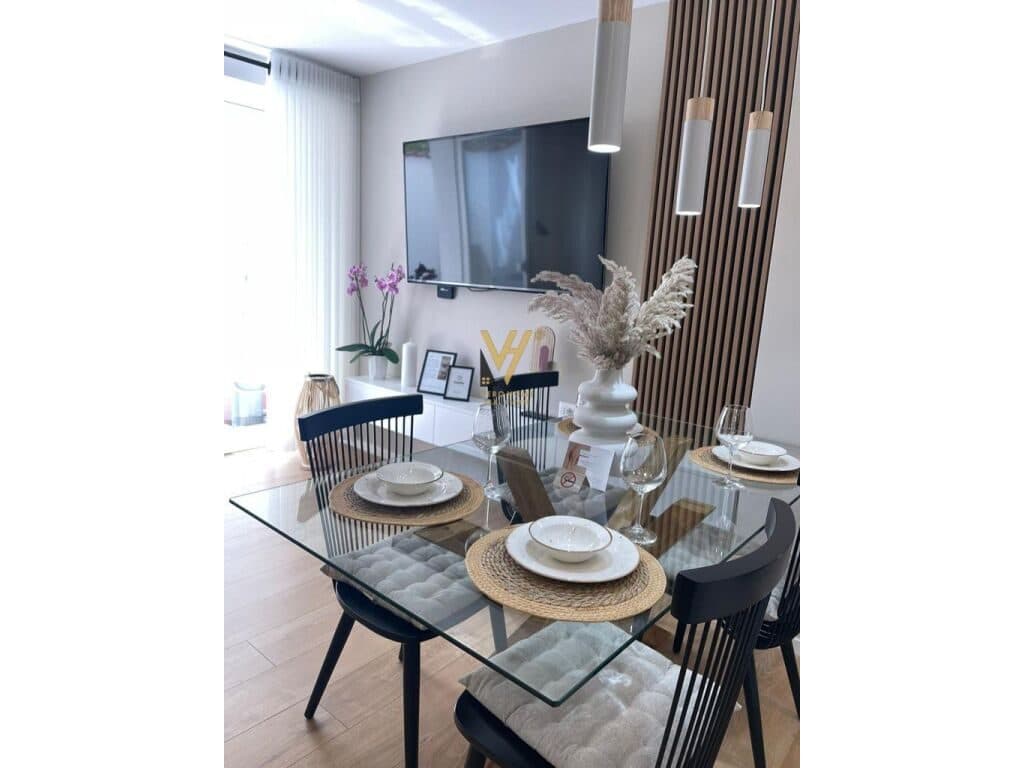 Jepet Apartament 2+1+ballkon me qera te Rruga e Barrikadave 88 m2 2