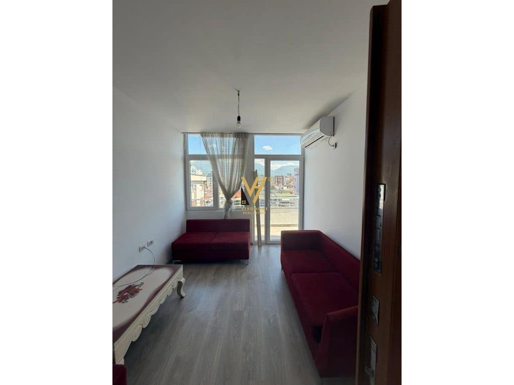 JEPET APARTAMENT 1+1 ME QERA NE VASIL SHANTO 650 EURO