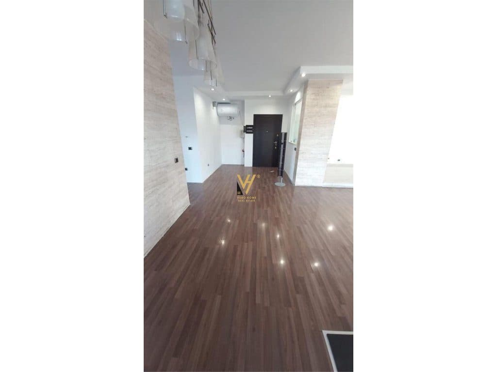 SHITET APARTAMENT 3+1+2+BLK TE LIQENI ARTIFICIAL 345.000 EURO 3