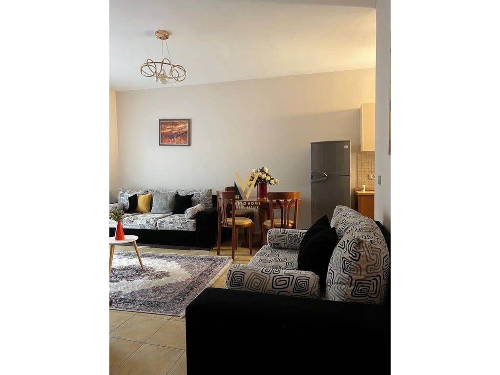 JEPET APARTAMENT 1+1+BLK ME QIRA TE MINE PEZA 60.000 LEKE