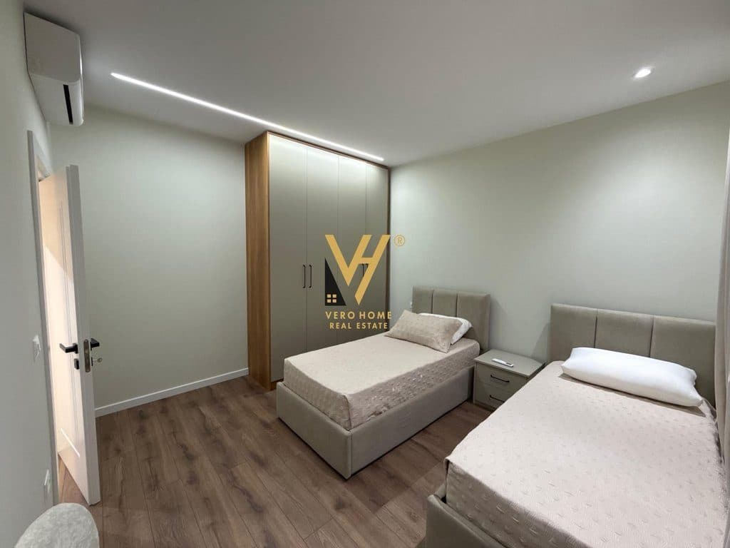 JEPET APARTAMENT 2+1 ME QERA TE MARTENITETI I RI 90.000 LEKE 4