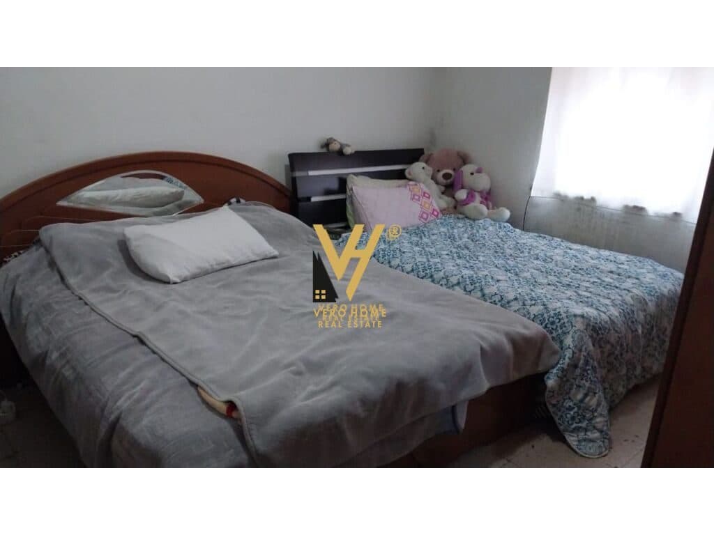 JEPET APARTAMENT 2+1+BLK ME QERA TE RRUGA MYSLYM SHYRI 55.000 LEKE 3