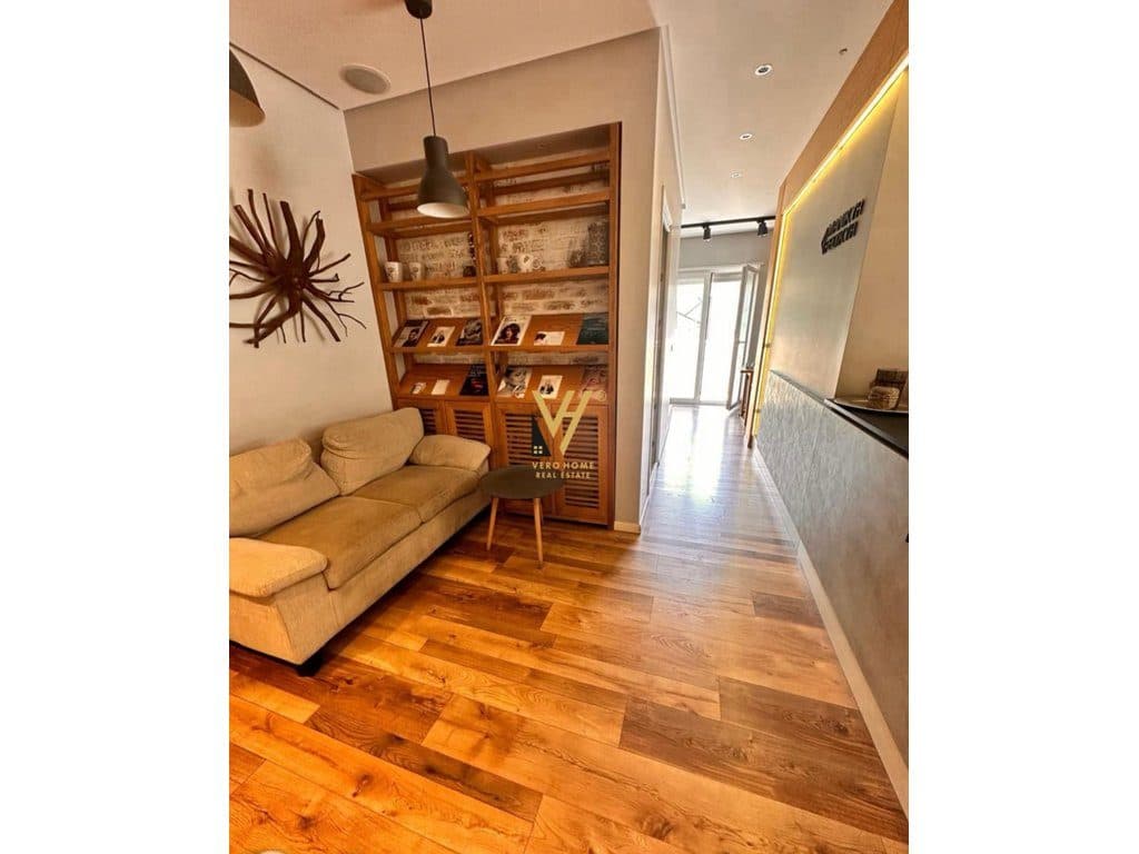 JEPET QENDER ESTETIKE ME QIRA NE DON BOSKO 1.500 EURO