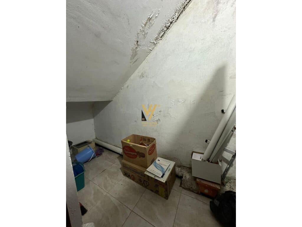 Jepet Zyre me qera te 21 Dhjetori 36 m2 4