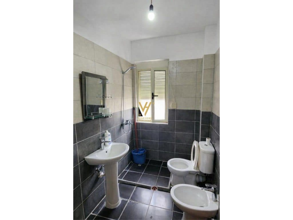 JEPET APARTAMENT 2+1+BLK ME QIRA NE YZBERISHT, MISTO MAME 450 EURO 3