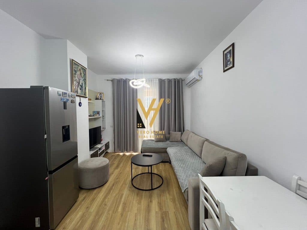 JEPET APARTAMENT 1+1 ME QIRA TE ISH FUSHA E AVIACIONIT 600 EURO