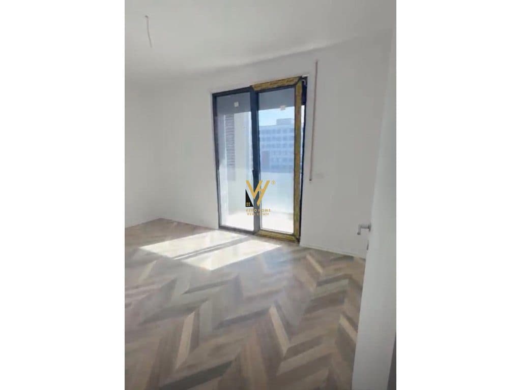 JEPET APARTAMENT 2+1+2 ME QIRA TEK ISH DOGANA 60.000 LEKE 2