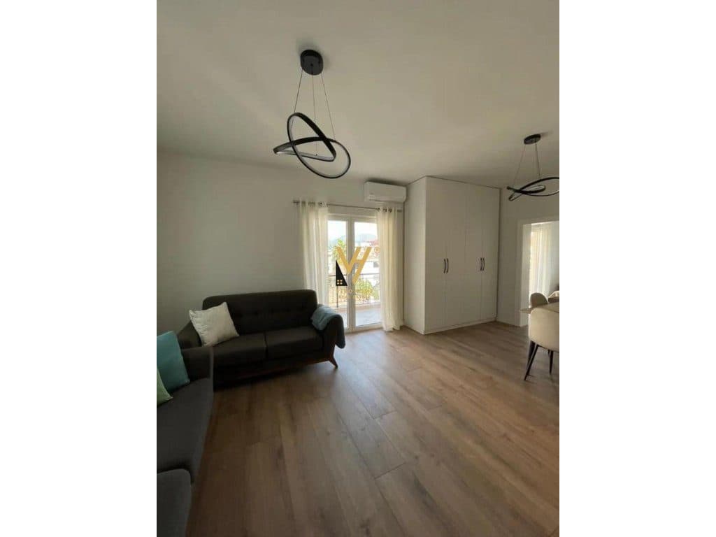 JEPET APARTAMENT 1+1+BLK ME QIRA TE RRUGA E KAVAJES 550 EURO 2