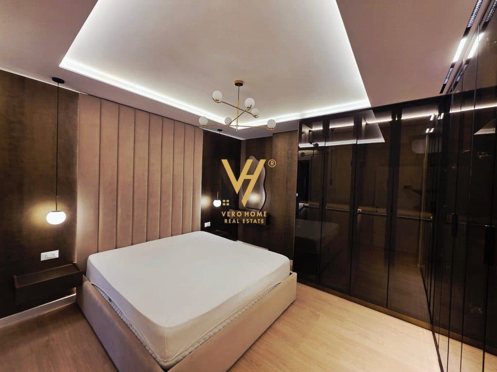 JEPET APARTAMENT 3+1+2+BLK ME QIRA TE KOMUNA PARISIT, KOM. OLIMPIK 1.800 EURO 3