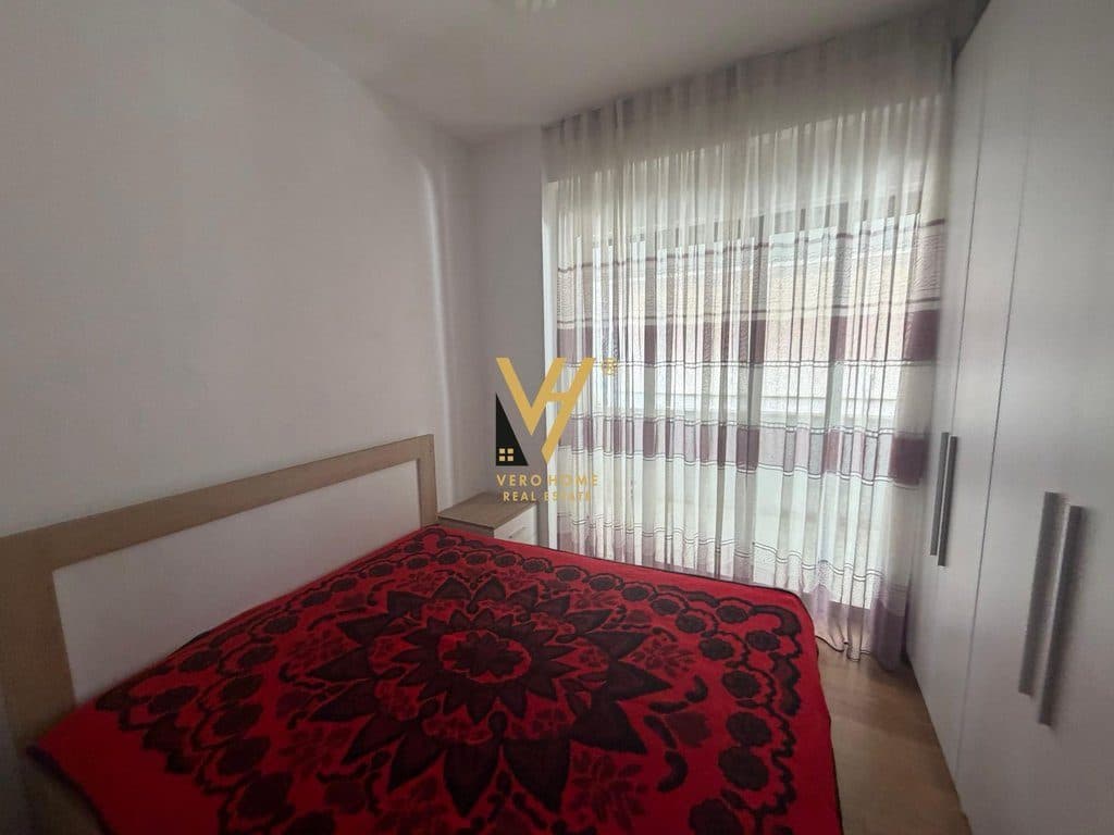 JEPET APARTAMENT 2+1+2+BLK ME QERA TE UNAZA E RE 60.000 LEKE 3