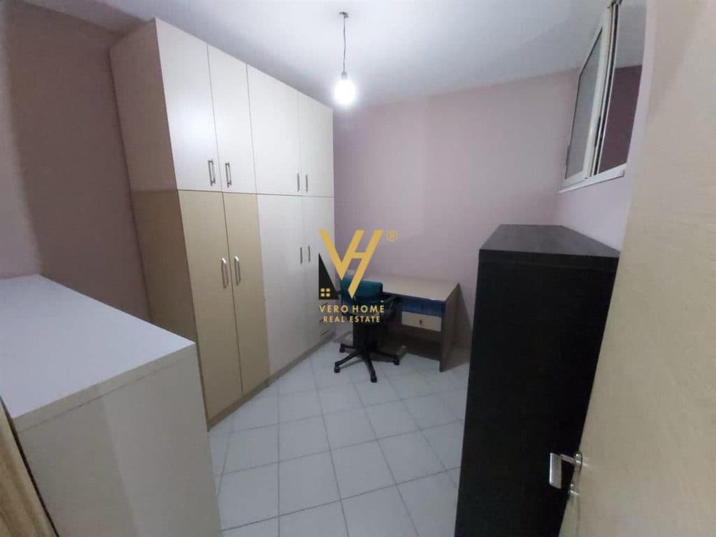 JEPET APARTAMENT 2+1+BLK ME QERA NE ASTIR 450 EURO 4