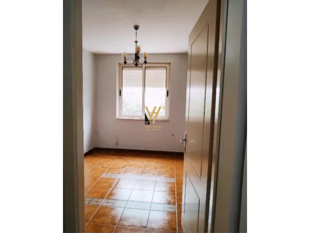 JEPET ZYRE 50 M2 ME QIRA TEK 21 DHJETORI 550 EURO