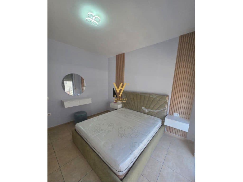 JEPET APARTAMENT 1+1+BLK ME QERA TE 5 MAJI 50.000 LEKE 3