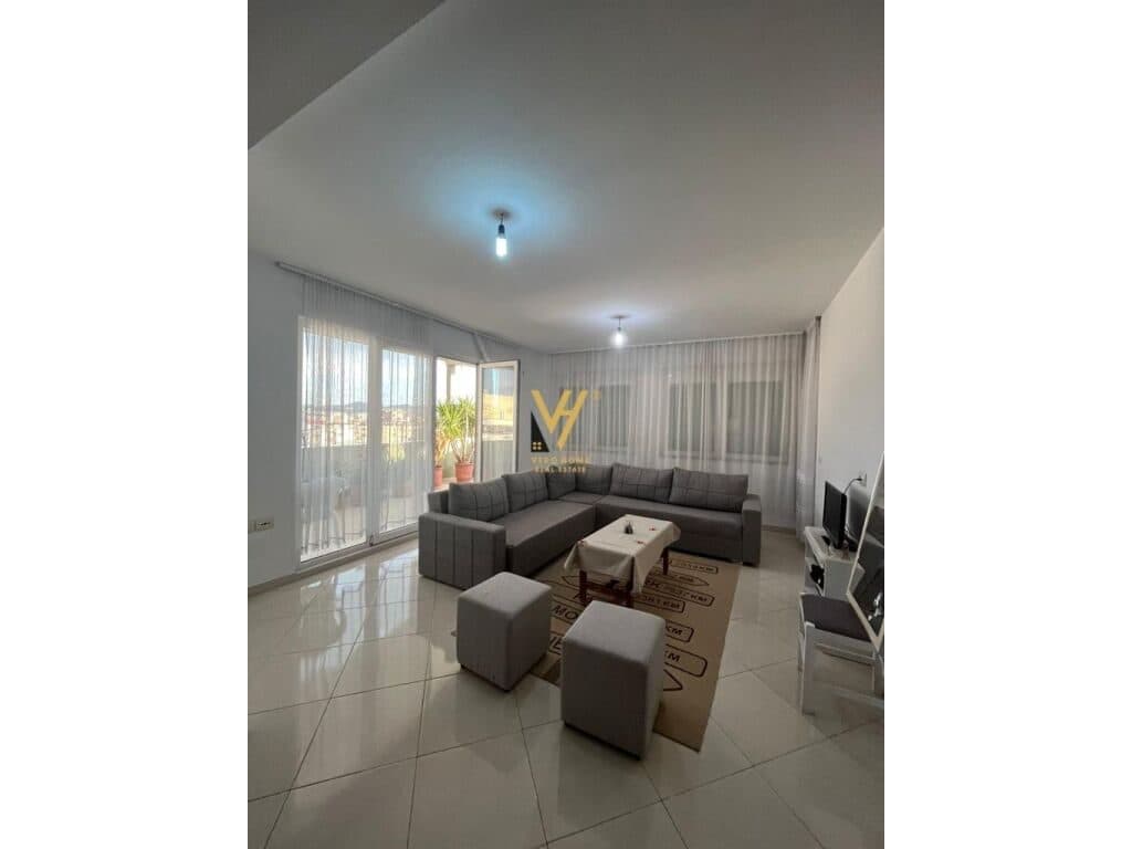 Jepet Apartament 1+1 me qera te Rruga Kongresi i Manastirit 86 m2