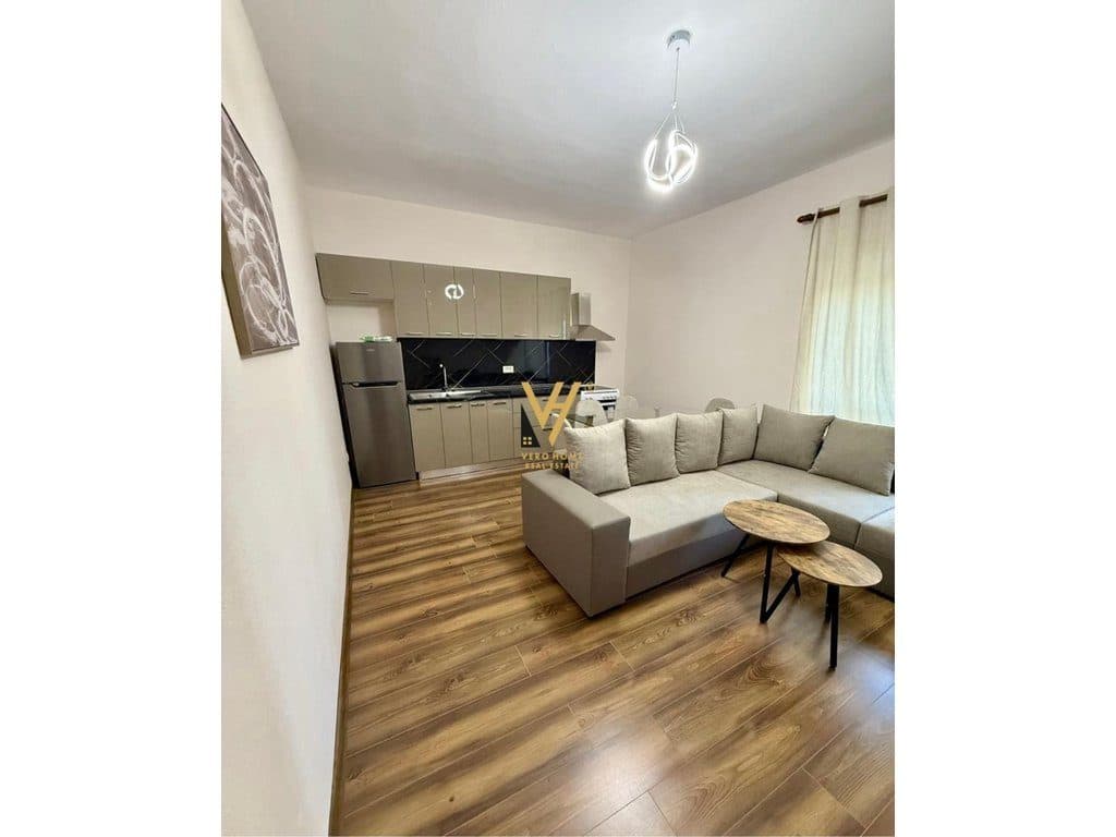 JEPET APARTAMENT 1+1 ME QIRA TE RRUGA E KAVAJES 70.000 LEKE 2