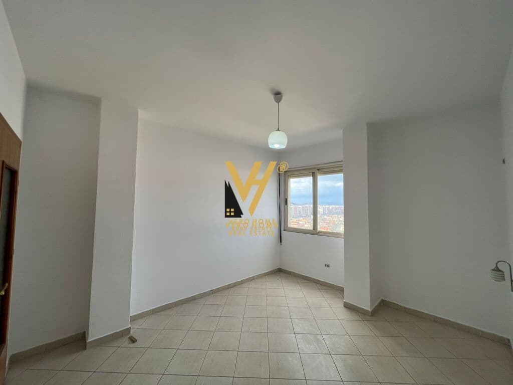 SHITET APARTAMENT 2+1 TE RRUGA E KAVAJES 178.000 EURO