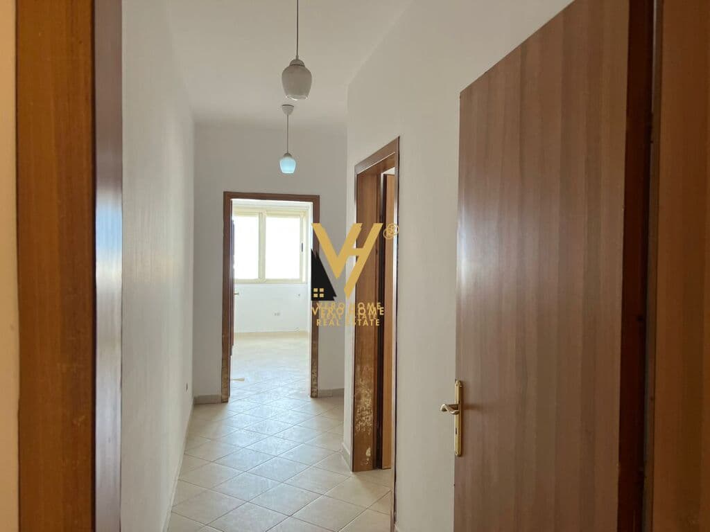 SHITET APARTAMENT 2+1 TE RRUGA E KAVAJES 178.000 EURO 4
