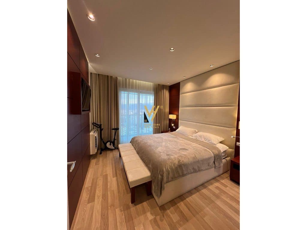 JEPET APARTAMENT 2+1+BLK ME QERA TE AMBASADOR 3 1.700 EURO 3