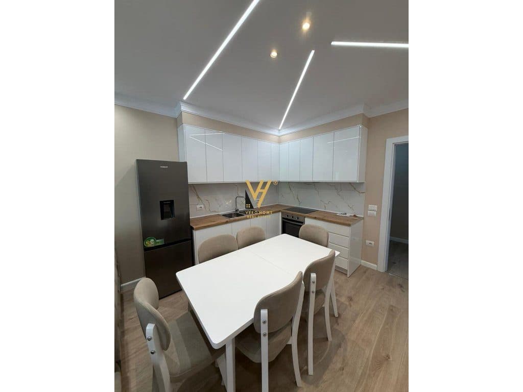 JEPET APARTAMENT 2+1+BLK ME QIRA NE PASKUQAN 50.000 LEKE 2