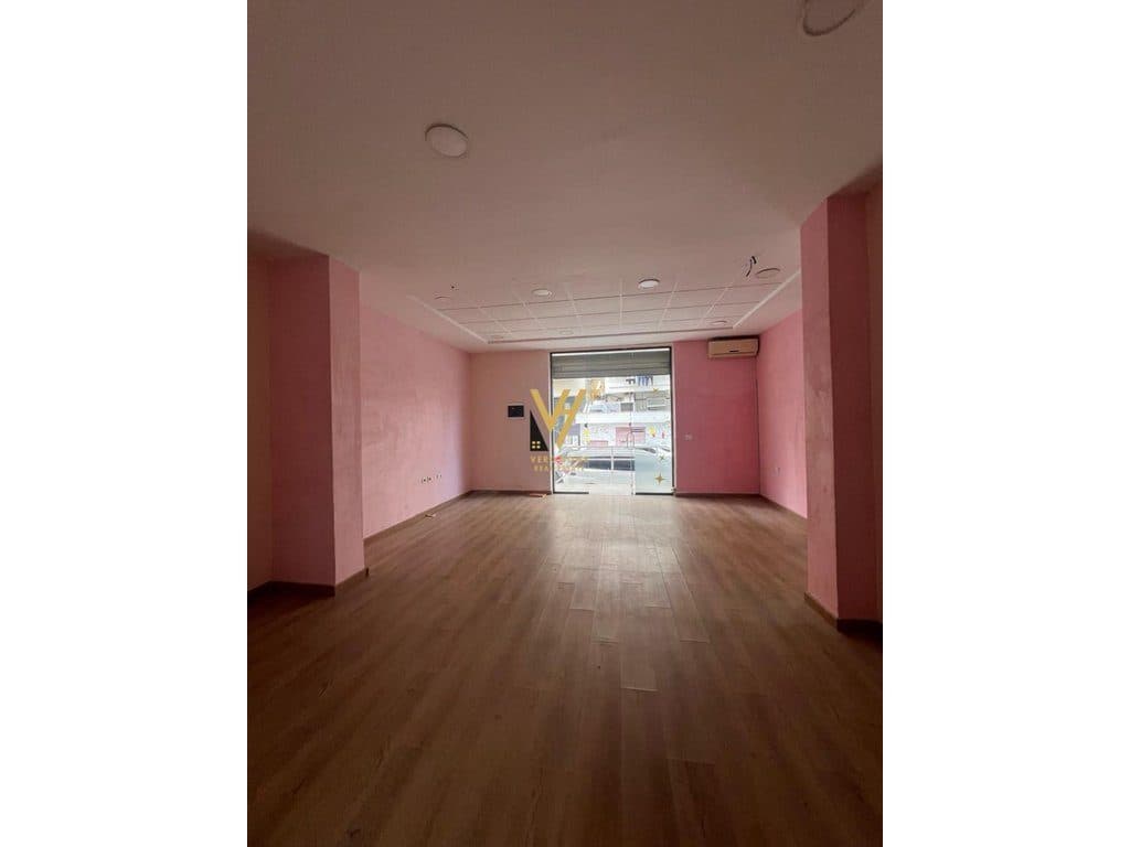 JEPET DYQAN 50 M2 ME QIRA TE KOPSHTI ZOOLOGJIK 55.000 LEKE