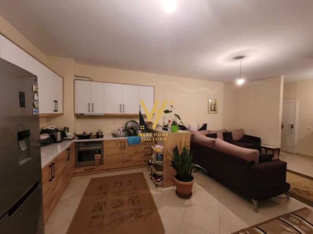 Shitet Apartament 2+1+2+Garazhd Kopeshti Botanik 115 m2 2