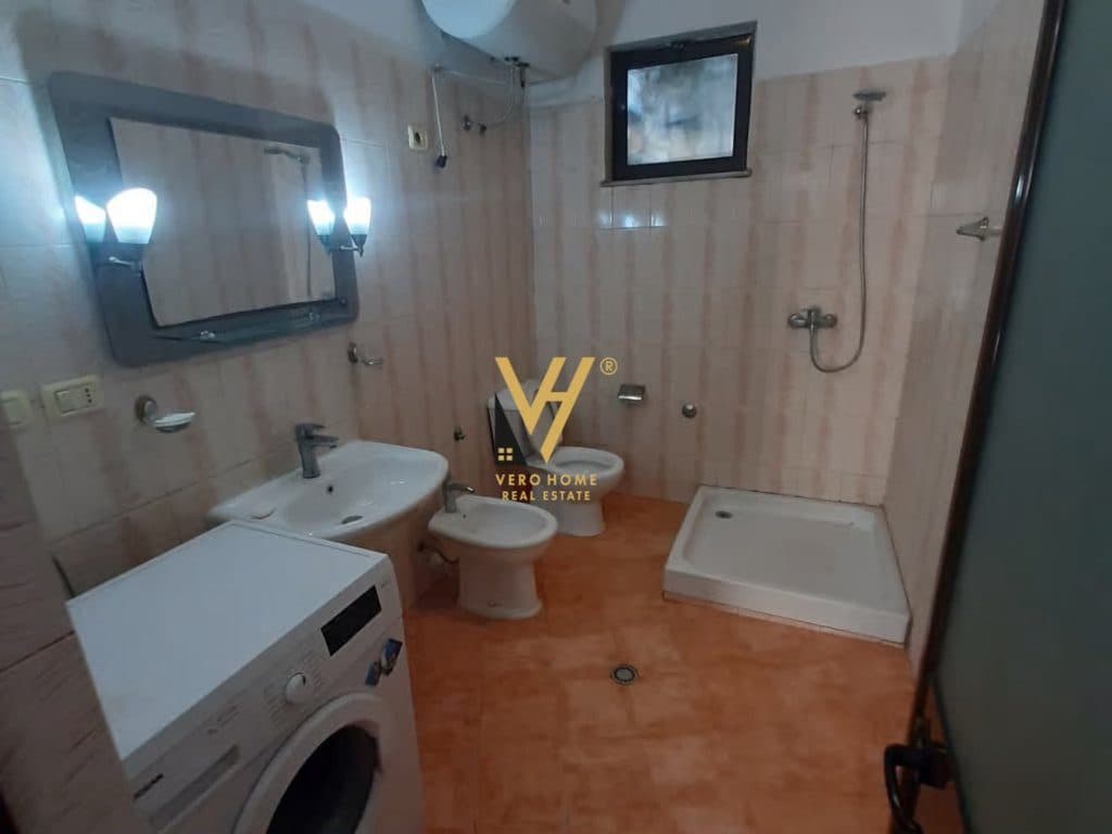 JEPET APARTAMENT 1+1 ME QERA TEK 5 MAJI 40.000 LEKE 4