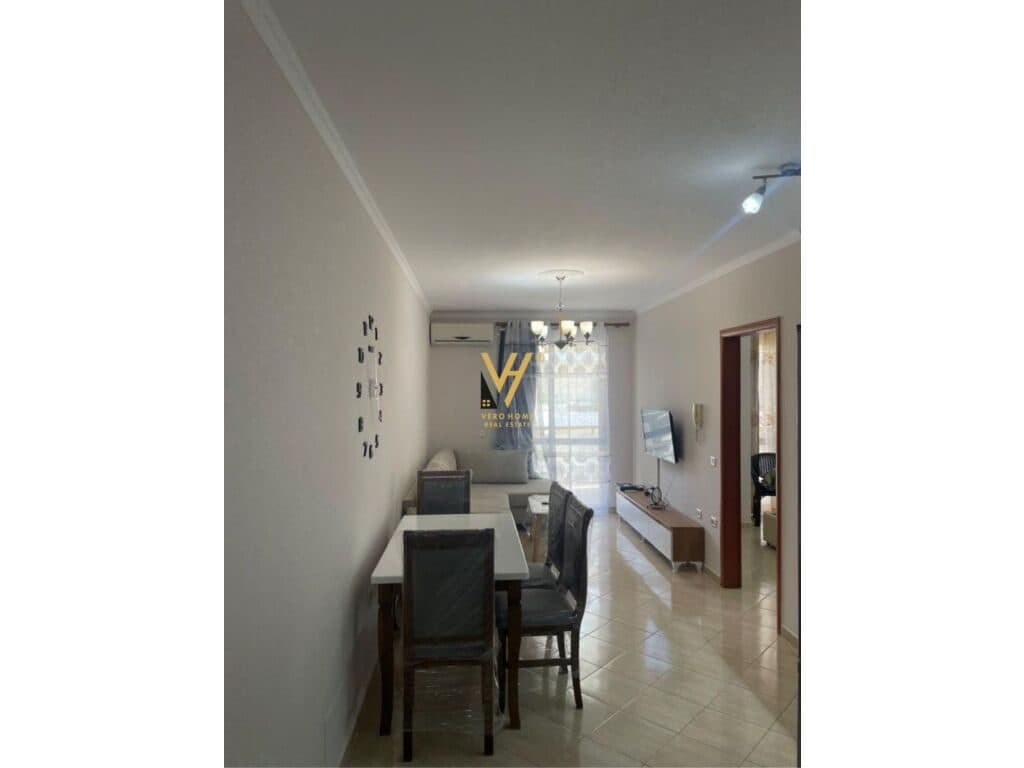 Jepet Apartament 1+1+ballkon me qera te Rruga Isa Boletini 75 m2 4