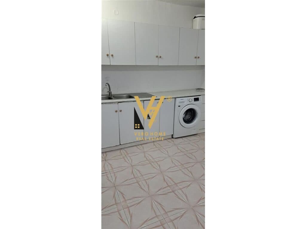 JEPET APARTAMENT 2+1+BLK ME QERA NE ALI DEM 450 EURO 4