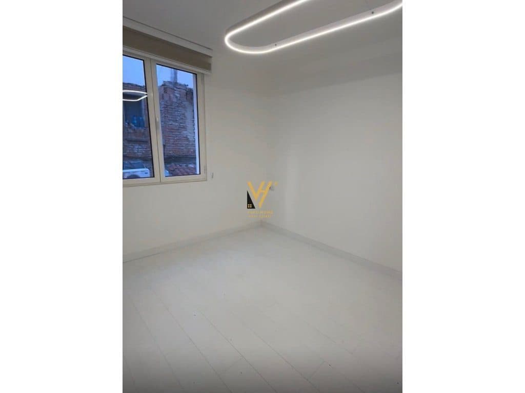 SHITET APARTAMENT 1+1 TE ZOGU I ZI 155.000 EURO 1