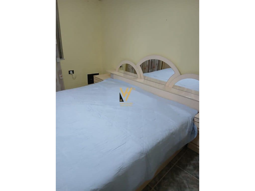JEPET APARTAMENT 2+1+BLK ME QIRA TE PAZARI I RI 55.000 LEKE 4